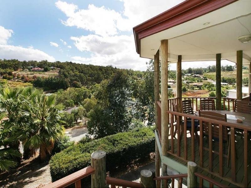 60 Garland Road, Roleystone WA 6111