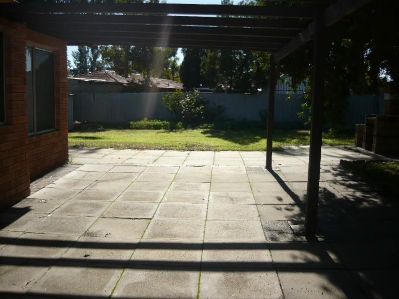 7 Rainbow Court, Gosnells WA 6110