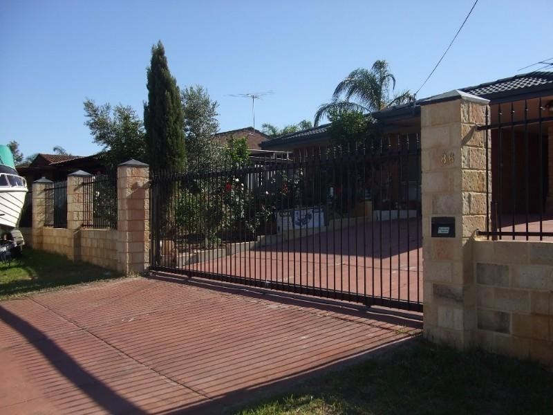 86 Ashburton Drive, Gosnells WA 6110