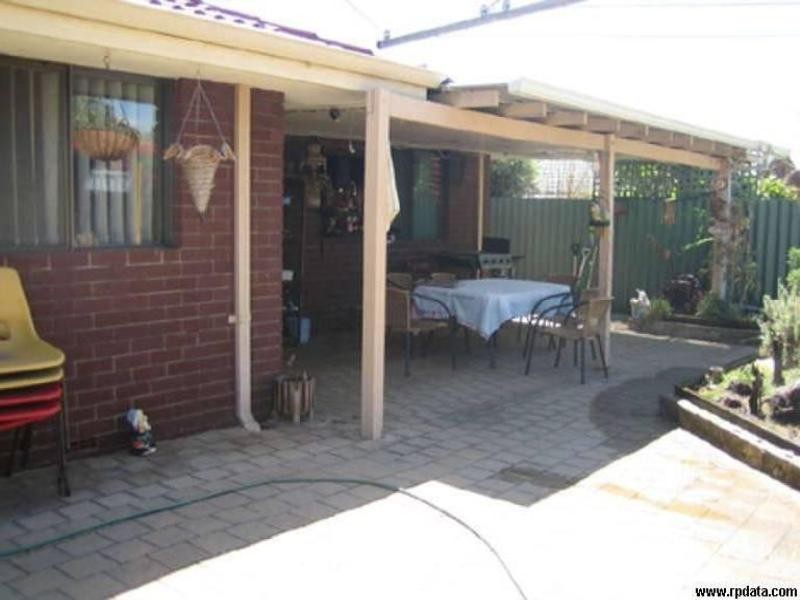 34 Brabham Street, Gosnells WA 6110