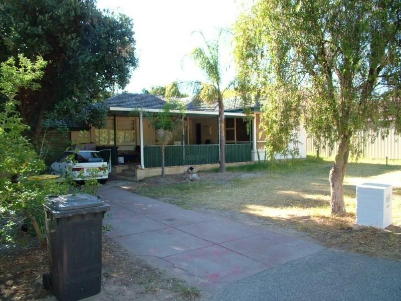 24 Terence Street, Gosnells WA 6110