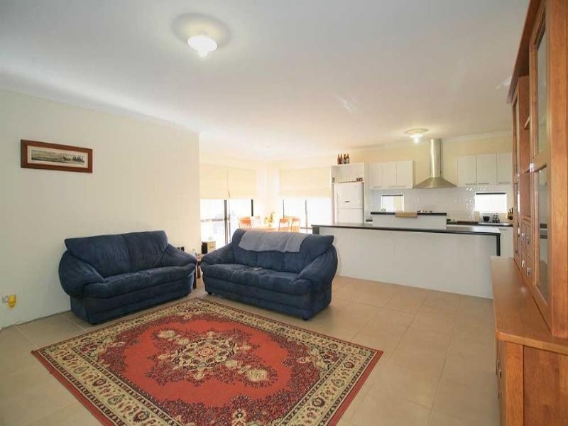 38 Quenda Drive, Canning Vale WA 6155