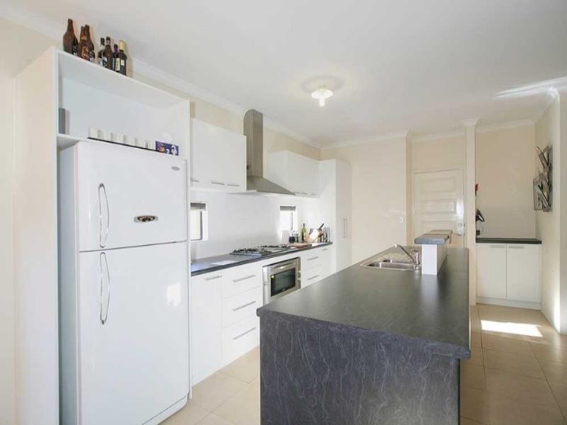 38 Quenda Drive, Canning Vale WA 6155