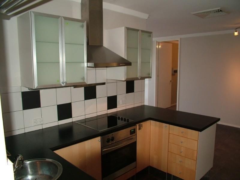 22 Watsonia Street, Maddington WA 6109