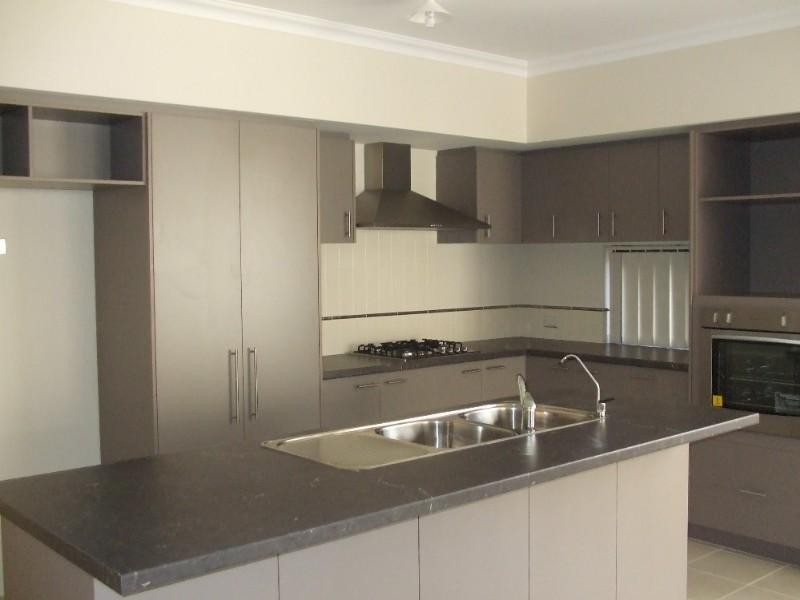 2B Clovelly Crescent, Lynwood WA 6147