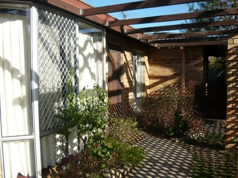 10 Irwin Close, Gosnells WA 6110