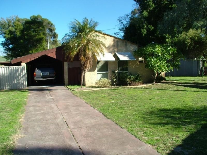 8 Thursley Way, Gosnells WA 6110