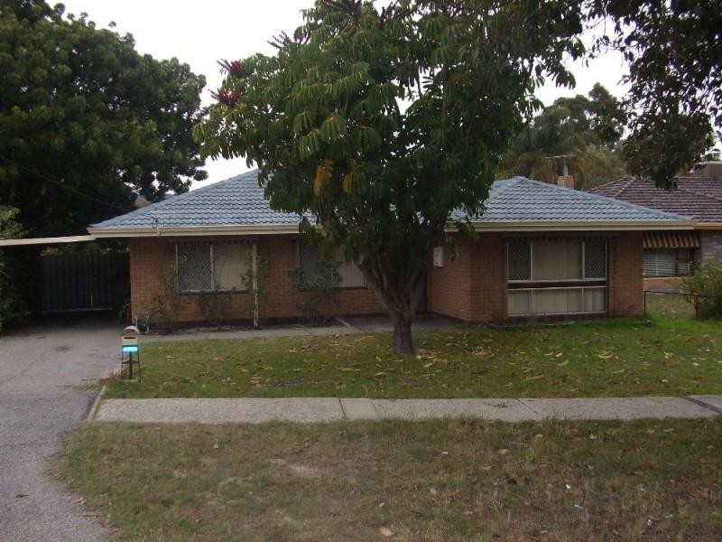12 Goodall Street, Gosnells WA 6110