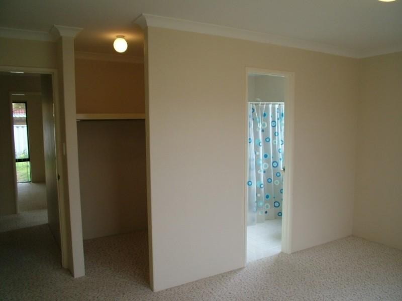 5 Colonial Place, Gosnells WA 6110