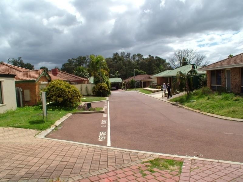 5 Colonial Place, Gosnells WA 6110