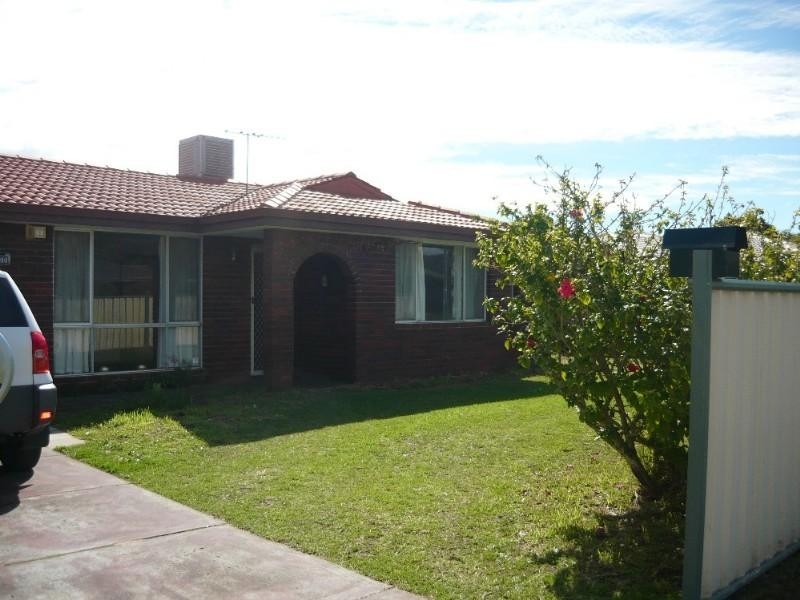 100 Pitchford Avenue, Maddington WA 6109