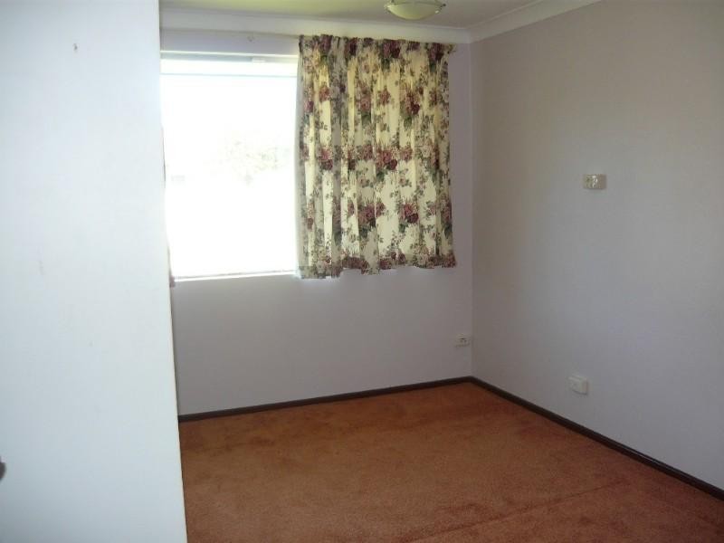 100 Pitchford Avenue, Maddington WA 6109