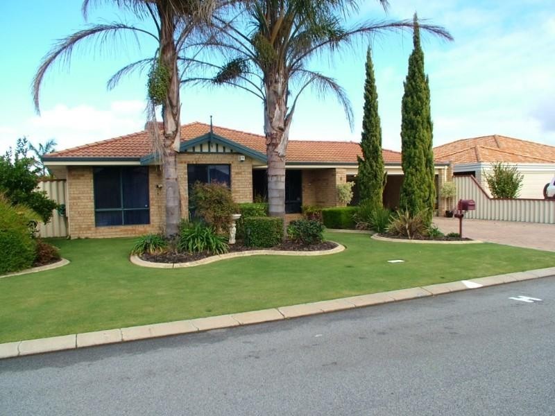 6 Hynes Court, Huntingdale WA 6110