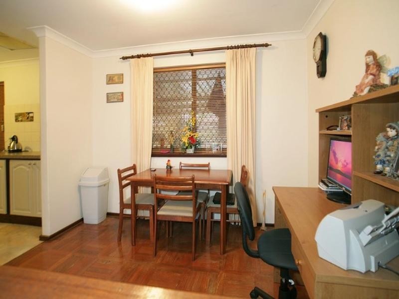 11 Gascoyne Drive, Gosnells WA 6110