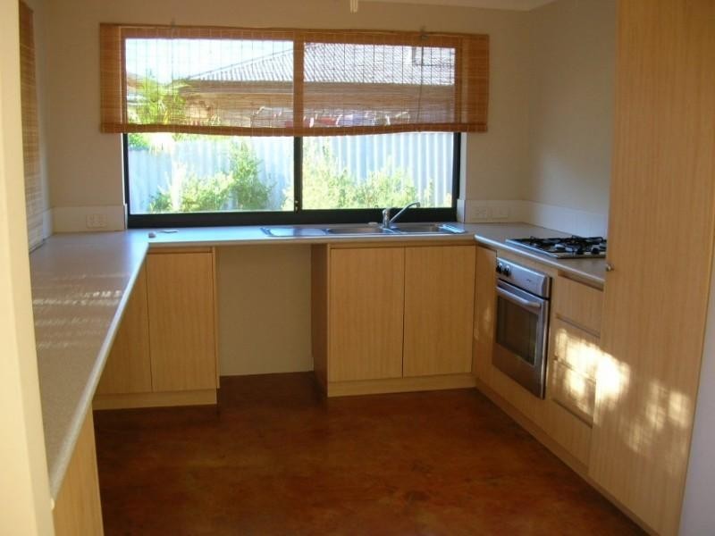 21 Dutton Way, Singleton WA 6175