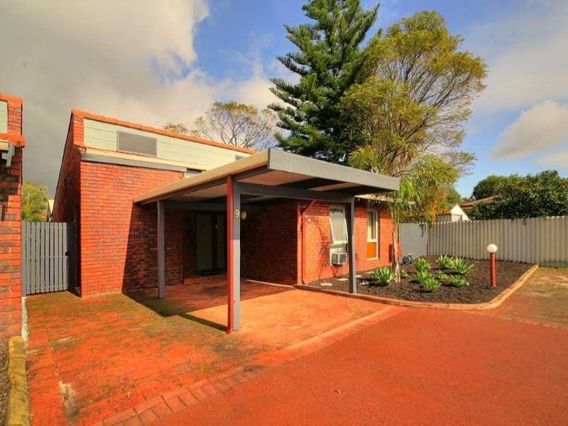 9/13 Saurel Way, Ferndale WA 6148