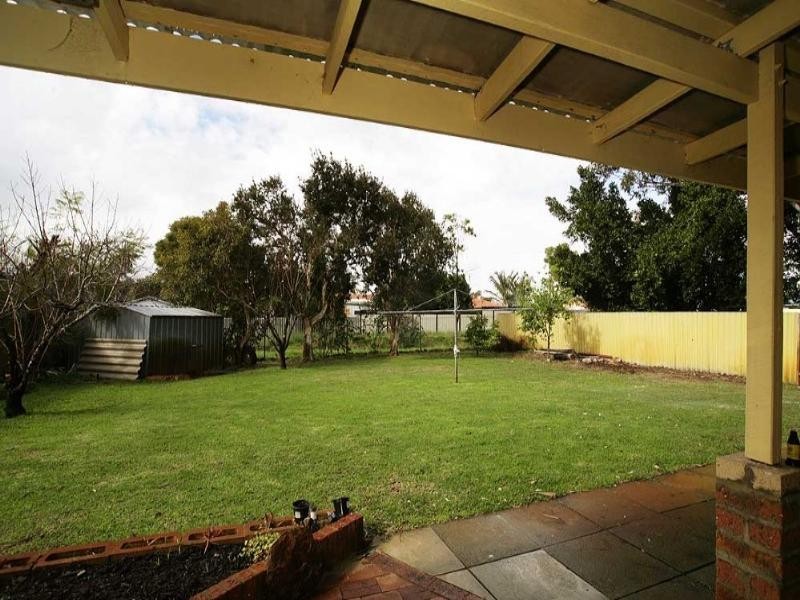 12 Miller Street, Maddington WA 6109