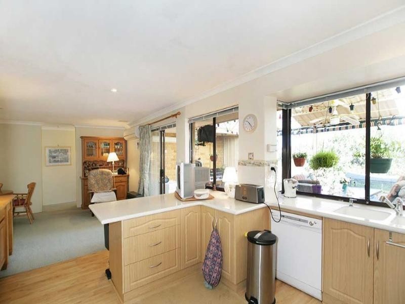 1 Penny Place, Kelmscott WA 6111