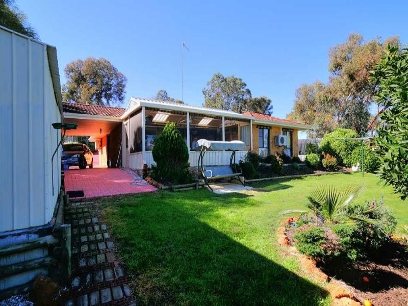 1 Penny Place, Kelmscott WA 6111