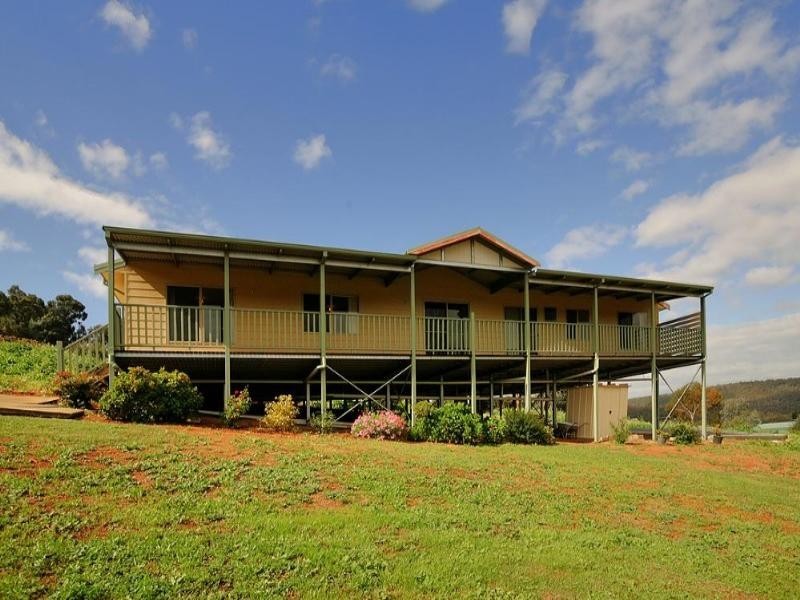 61 Garland Road, Roleystone WA 6111