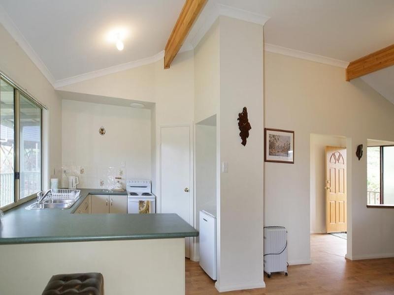 61 Garland Road, Roleystone WA 6111