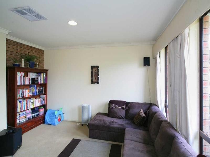 34 Helm Street, Maddington WA 6109