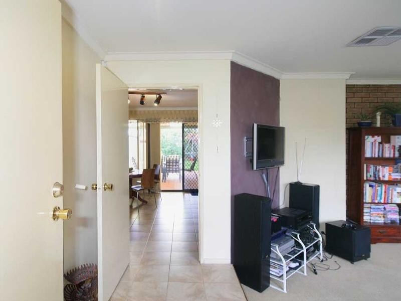 34 Helm Street, Maddington WA 6109