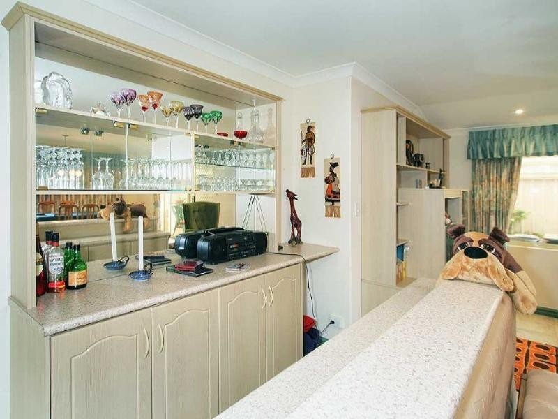12 Belaring Place, Kenwick WA 6107