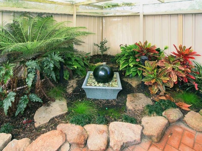 12 Belaring Place, Kenwick WA 6107
