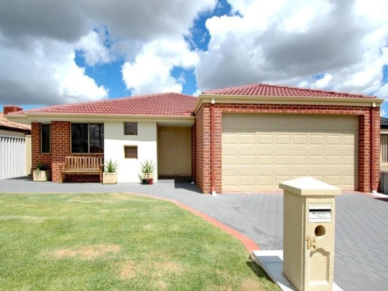 15 Wingrove Road, Langford WA 6147