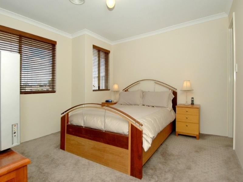 15 Wingrove Road, Langford WA 6147