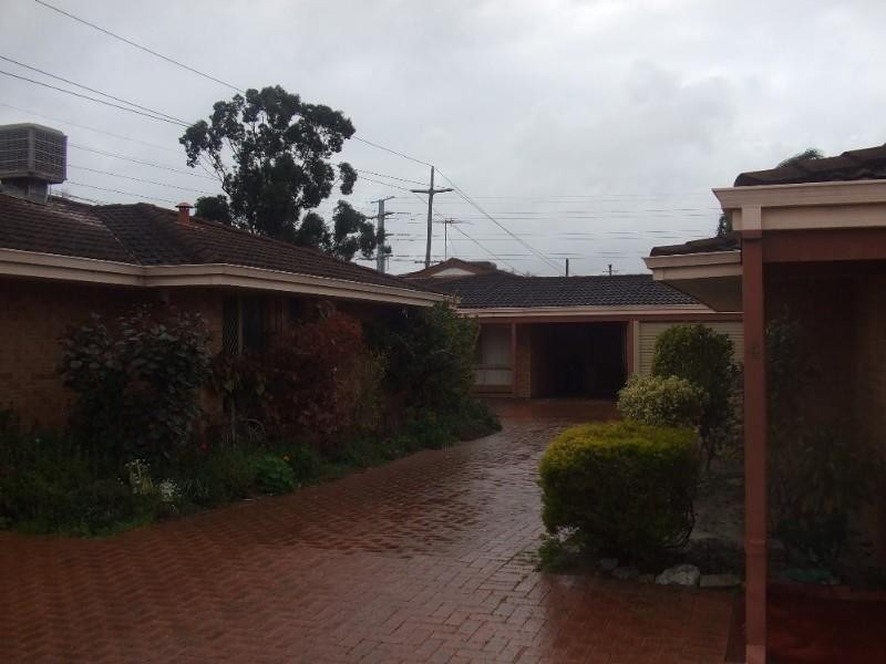 2/8 Elm Court, Dianella WA 6059