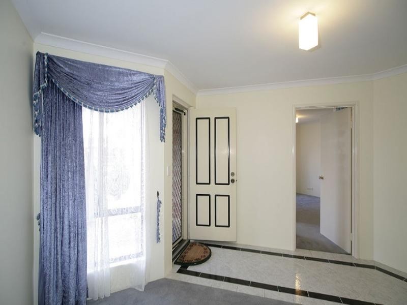 26 Winterbourne Glades, Maddington WA 6109