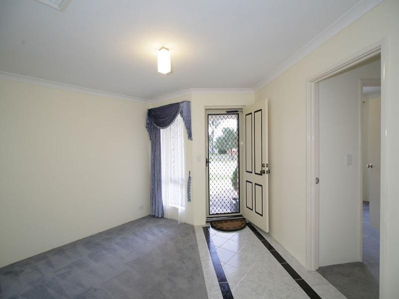 26 Winterbourne Glades, Maddington WA 6109