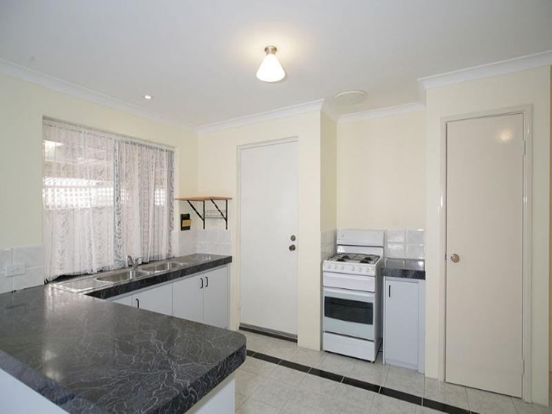 26 Winterbourne Glades, Maddington WA 6109