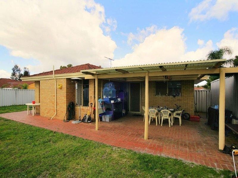 22 Redfox Crescent, Huntingdale WA 6110