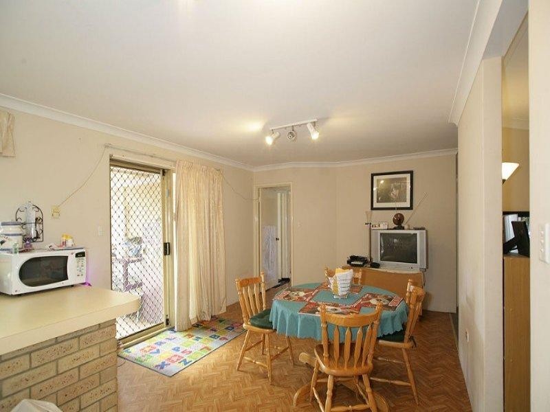 22 Redfox Crescent, Huntingdale WA 6110