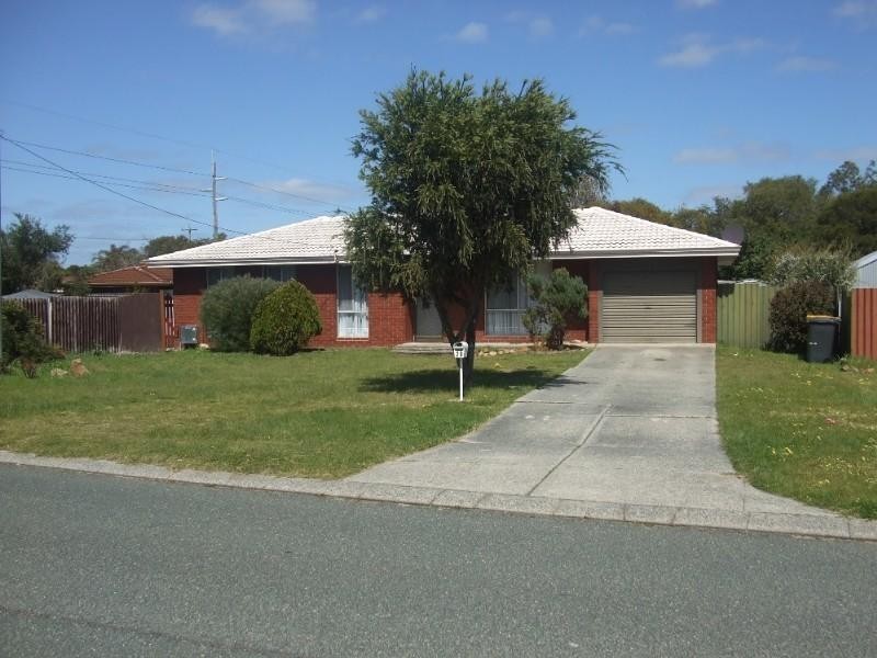 29 Prescott Drive, Gosnells WA 6110