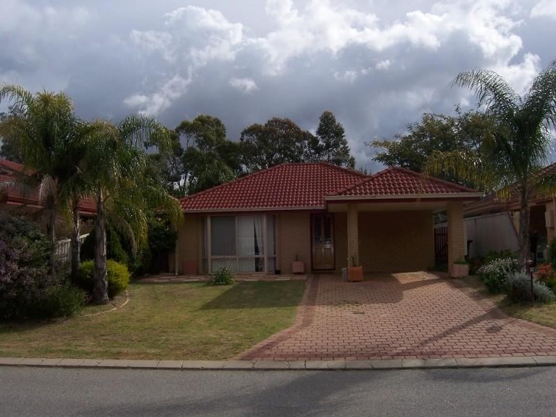 19 Belaring Place, Kenwick WA 6107