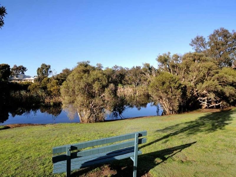 19 Belaring Place, Kenwick WA 6107