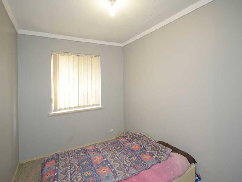 64 Lunar Way, Beckenham WA 6107