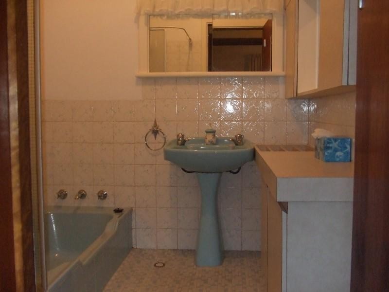 3186 Albany Highway, Mount Nasura WA 6112