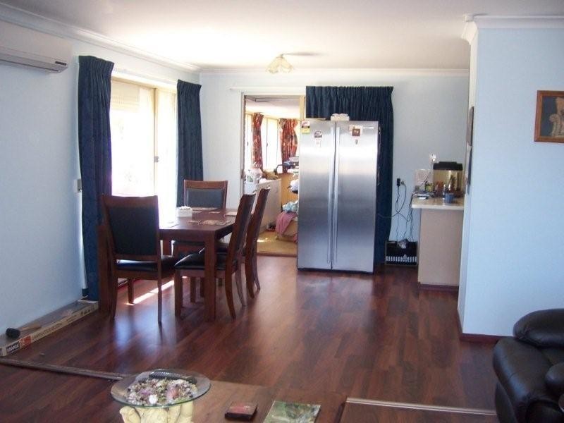 7 Peace Court, Maddington WA 6109