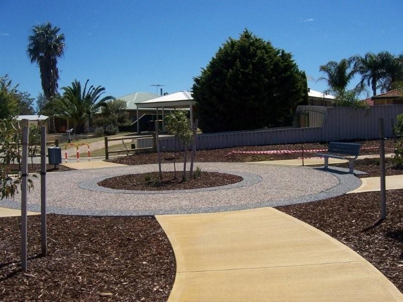 7 Peace Court, Maddington WA 6109