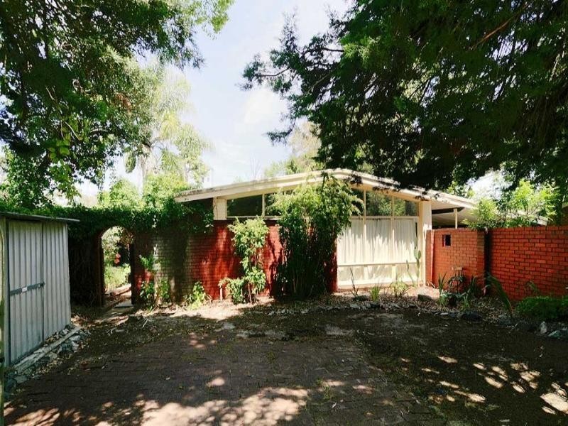 21 Ospringe Street, Gosnells WA 6110