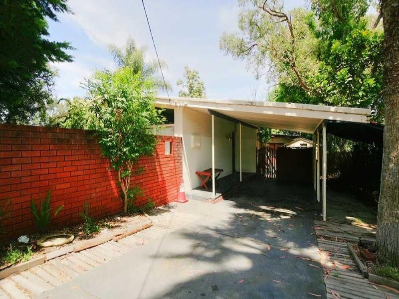 21 Ospringe Street, Gosnells WA 6110