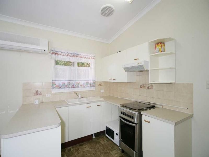 21 Ospringe Street, Gosnells WA 6110