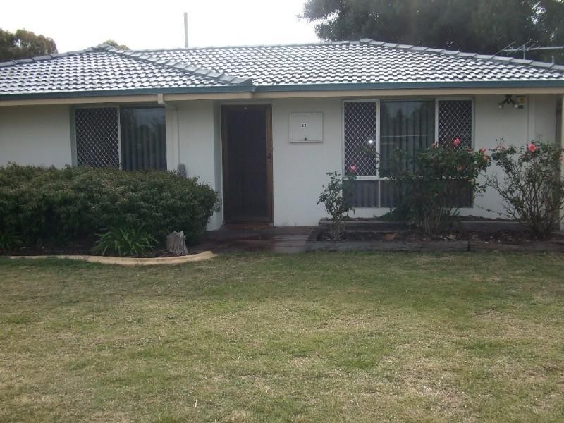 41 Harpenden Street, Huntingdale WA 6110