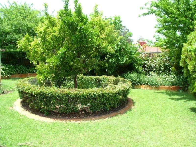 2A Bainton Road, Thornlie WA 6108