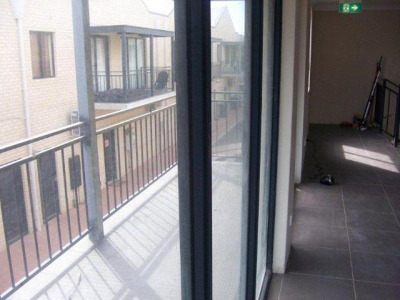 5/13 Blackburn Street, Maddington WA 6109